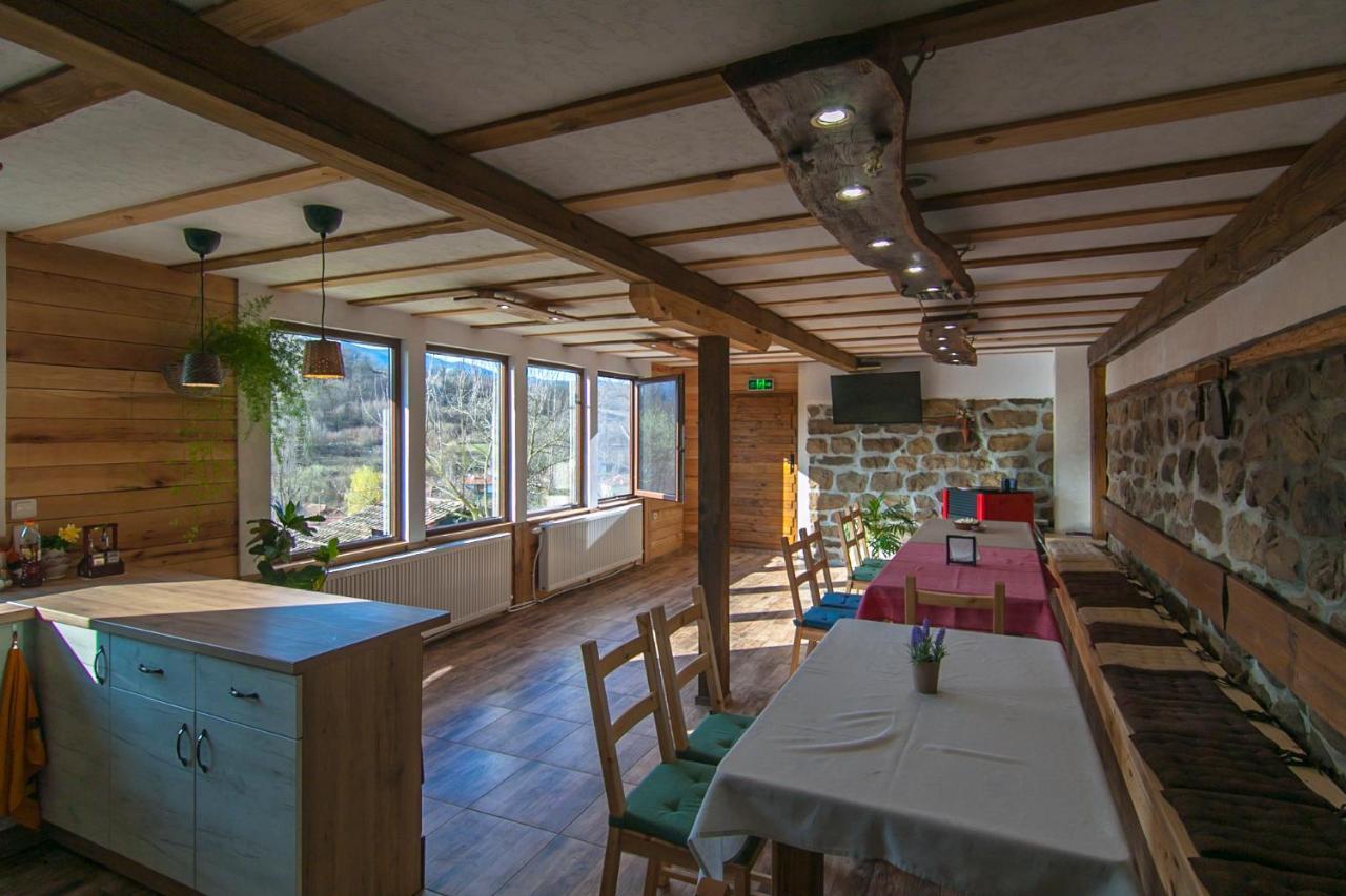 Guest House Kandaferi 2 Елена Экстерьер фото