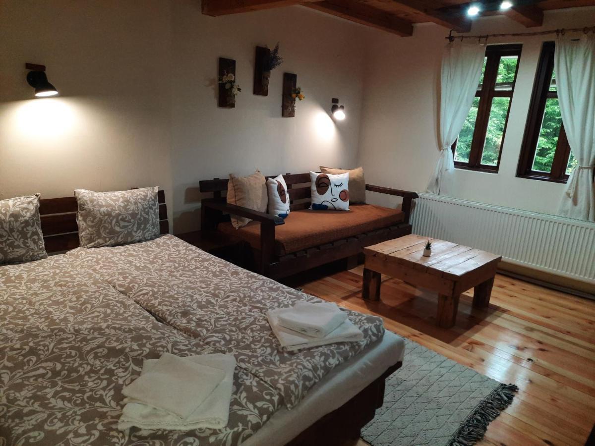Guest House Kandaferi 2 Елена Экстерьер фото
