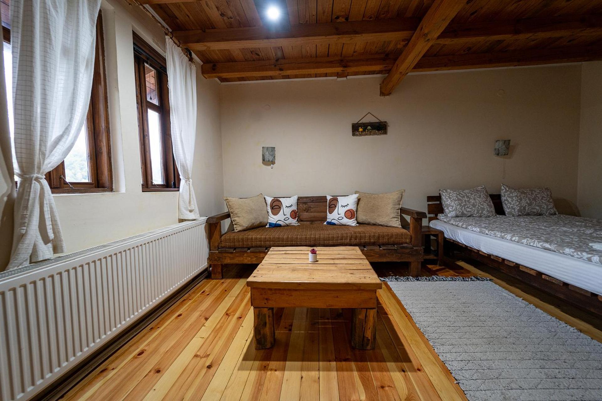 Guest House Kandaferi 2 Елена Экстерьер фото