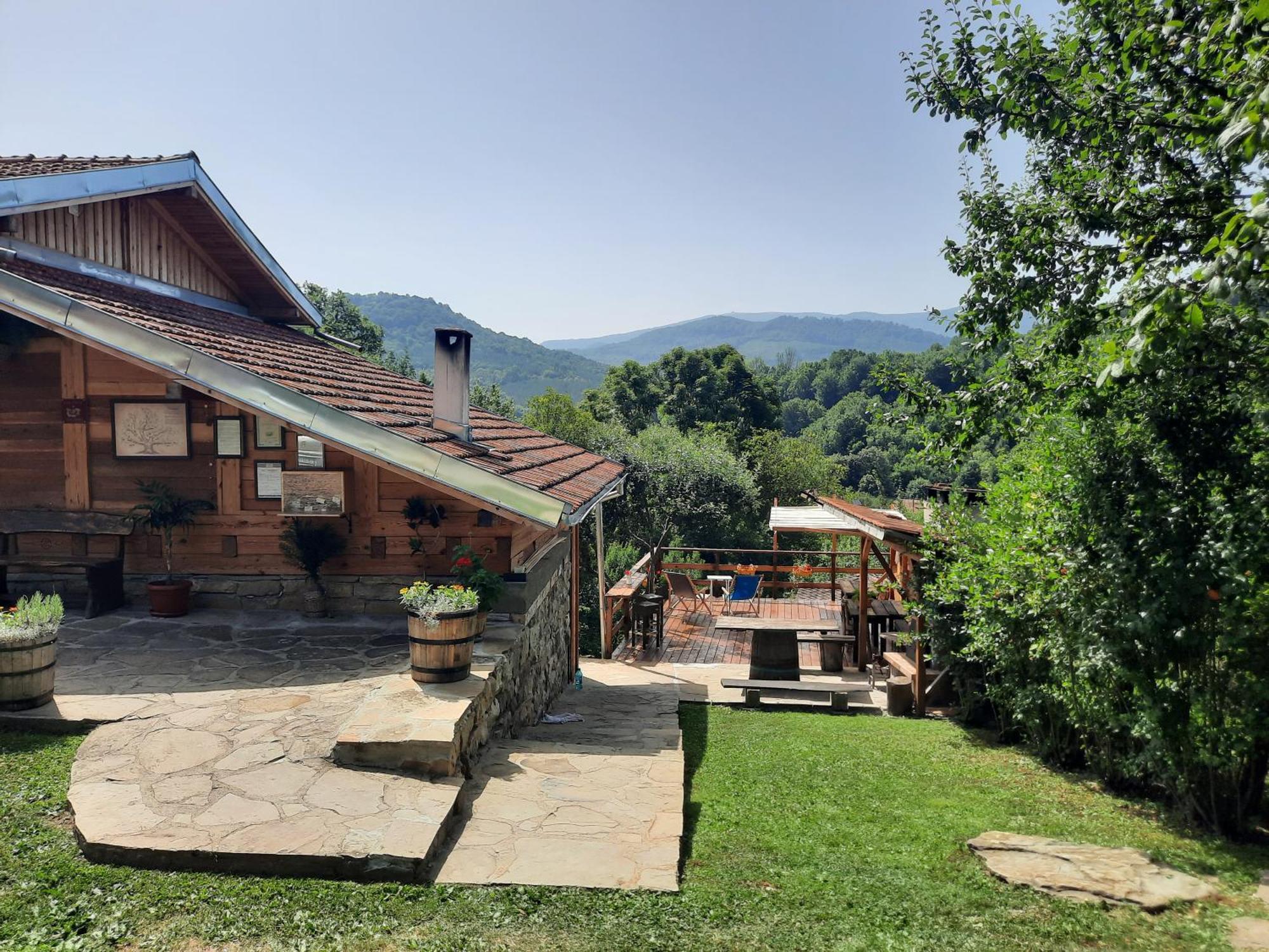 Guest House Kandaferi 2 Елена Экстерьер фото
